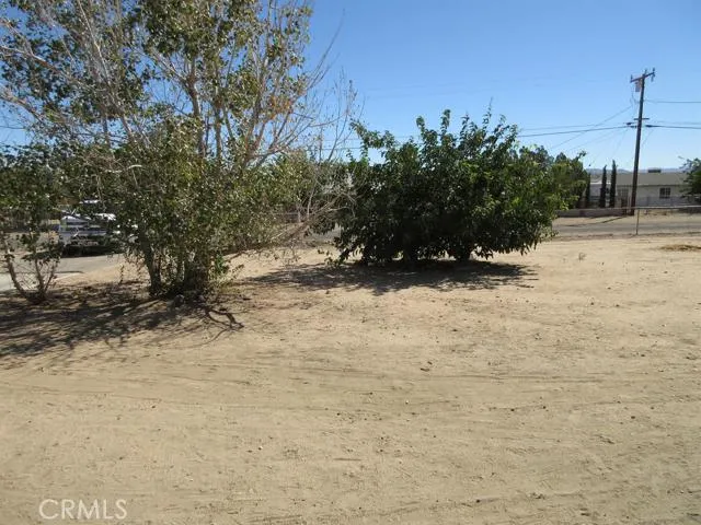 10466 6th Avenue, Hesperia, California 92345