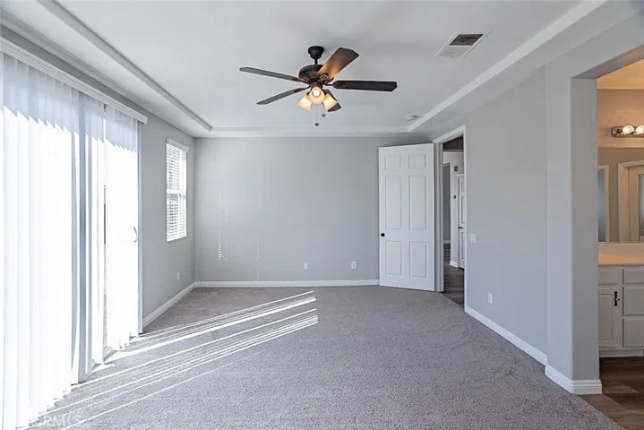 496 Sparrow Lane, San Jacinto, California 92582