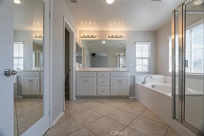 496 Sparrow Lane, San Jacinto, California 92582