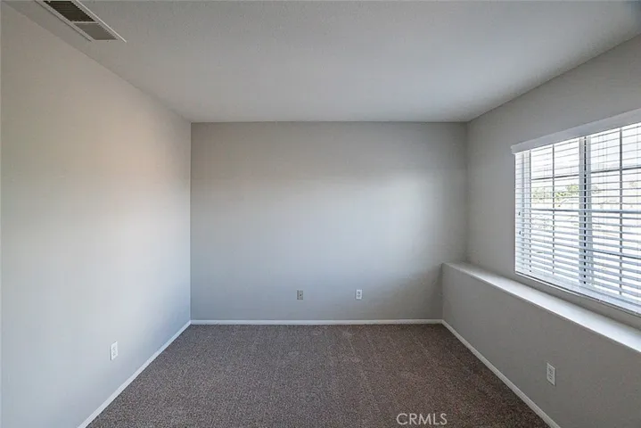 496 Sparrow Lane, San Jacinto, California 92582
