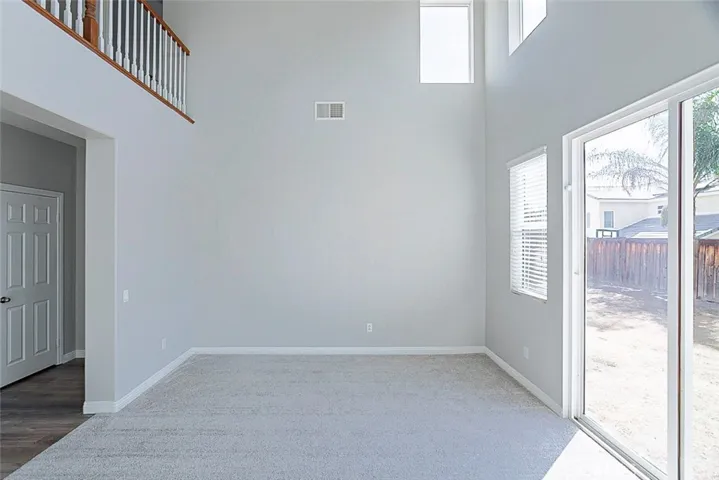 496 Sparrow Lane, San Jacinto, California 92582