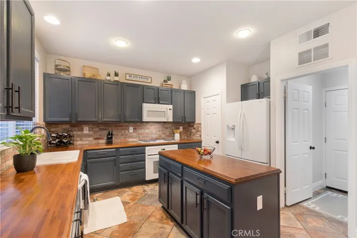 39154 Memory Drive, Murrieta, California 92563