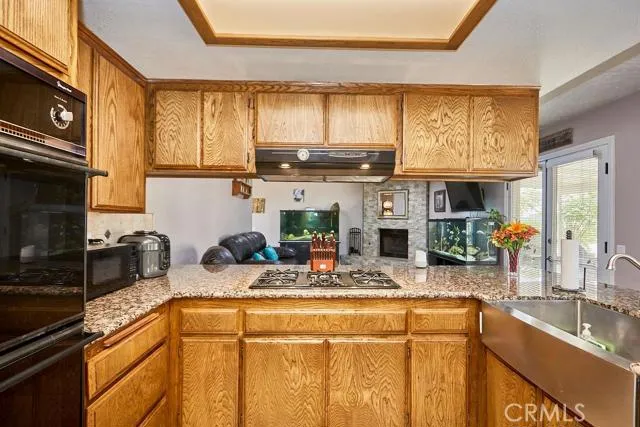 7664 Peach Avenue, Hesperia, California 92345