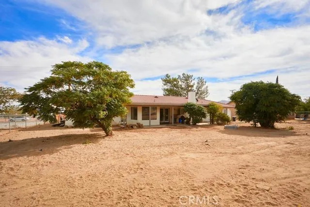 7664 Peach Avenue, Hesperia, California 92345