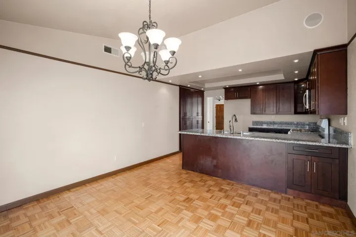 7696 Canyon Point Ln, San Diego, California 92126