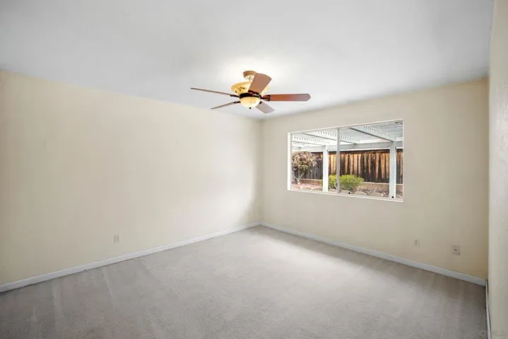 7696 Canyon Point Ln, San Diego, California 92126