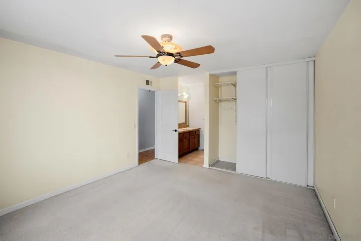 7696 Canyon Point Ln, San Diego, California 92126