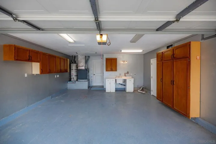7696 Canyon Point Ln, San Diego, California 92126