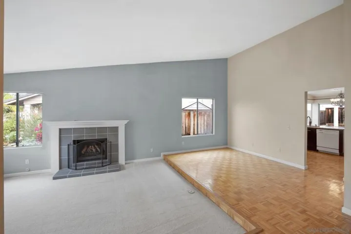 7696 Canyon Point Ln, San Diego, California 92126