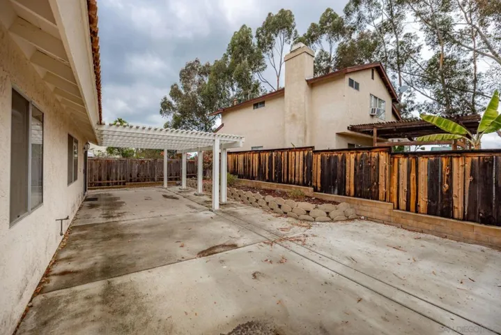 7696 Canyon Point Ln, San Diego, California 92126