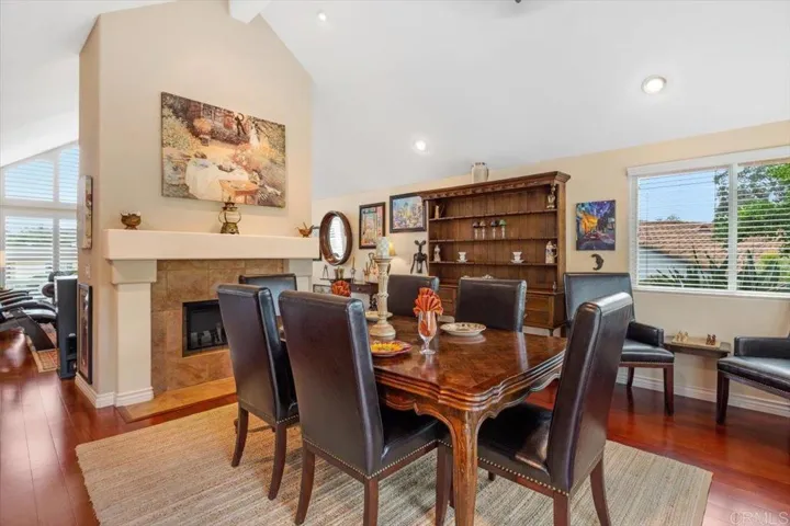 10700 Meadow Glen Way East, Escondido, California 92026
