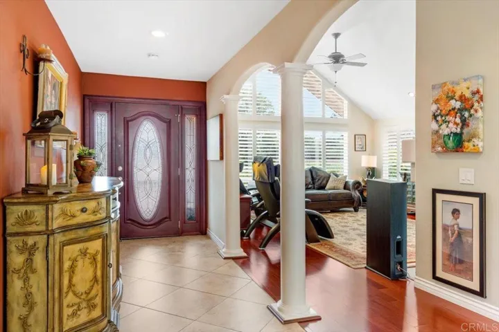 10700 Meadow Glen Way East, Escondido, California 92026