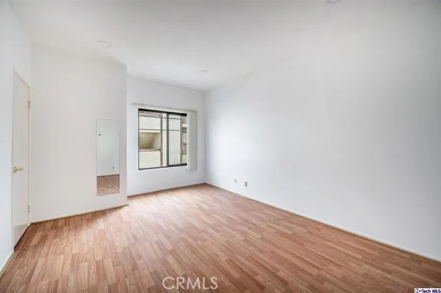 500 E Lexington Drive 213, Glendale, California 91206