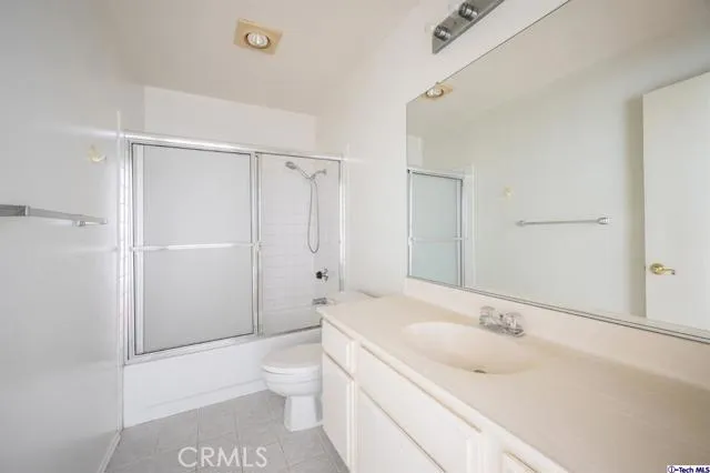 500 E Lexington Drive 213, Glendale, California 91206