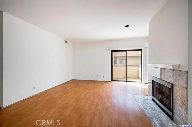 500 E Lexington Drive 213, Glendale, California 91206