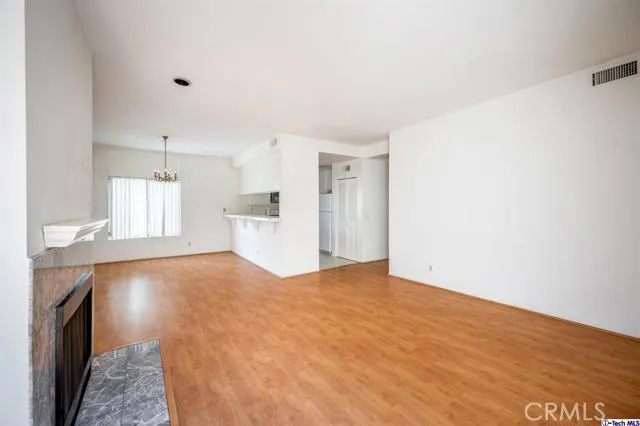 500 E Lexington Drive 213, Glendale, California 91206