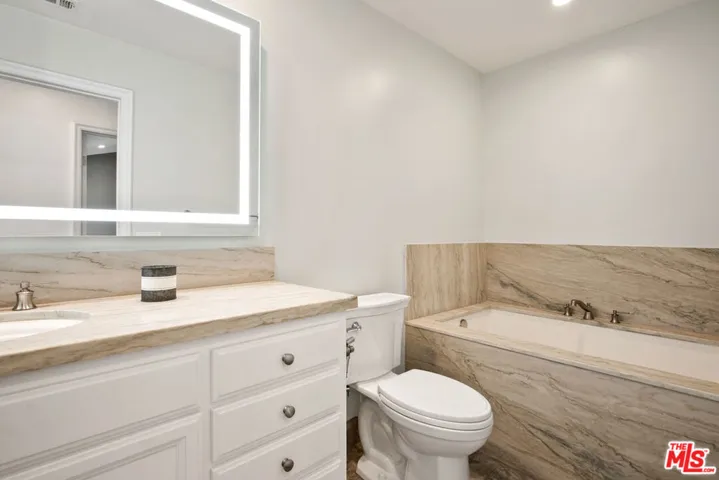 6442 Lunita Road 126, Malibu, California 90265