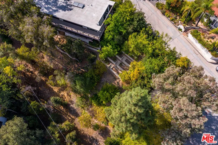 1585 Pleasant Way, Pasadena, California 91105