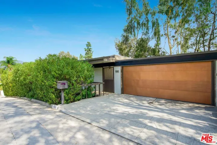 1585 Pleasant Way, Pasadena, California 91105