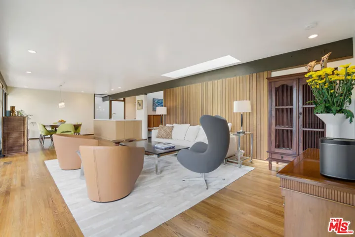 1585 Pleasant Way, Pasadena, California 91105