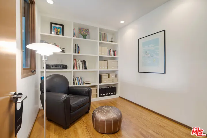 1585 Pleasant Way, Pasadena, California 91105