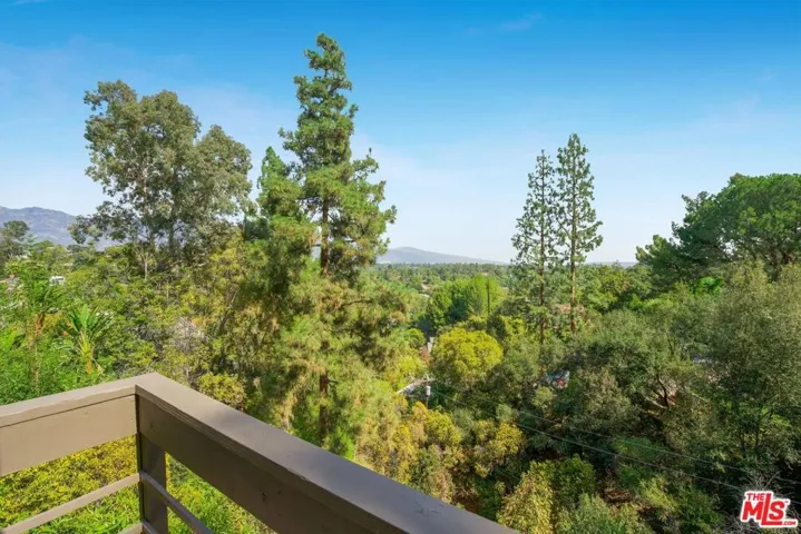 1585 Pleasant Way, Pasadena, California 91105