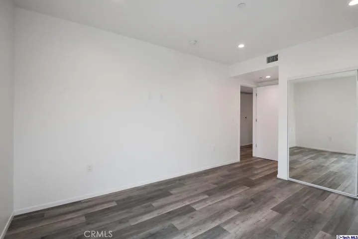 7064 Greeley Street 103, Tujunga, California 91042