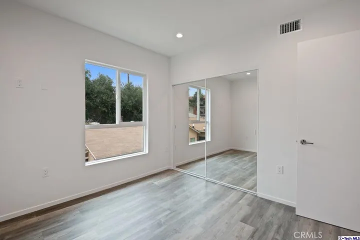 7064 Greeley Street 103, Tujunga, California 91042