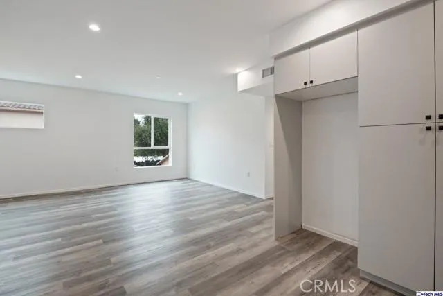 7064 Greeley Street 103, Tujunga, California 91042