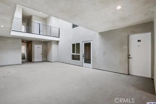 7064 Greeley Street 103, Tujunga, California 91042