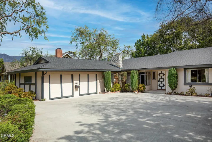 810 Woodward Boulevard