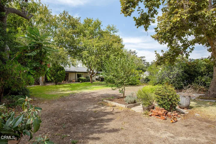 810 Woodward Boulevard