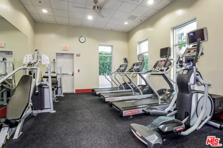 645 W 9th Street 637, Los Angeles, California 90015