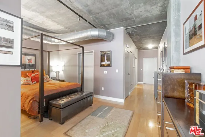 645 W 9th Street 637, Los Angeles, California 90015