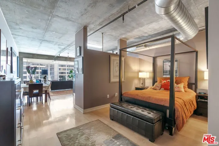 645 W 9th Street 637, Los Angeles, California 90015