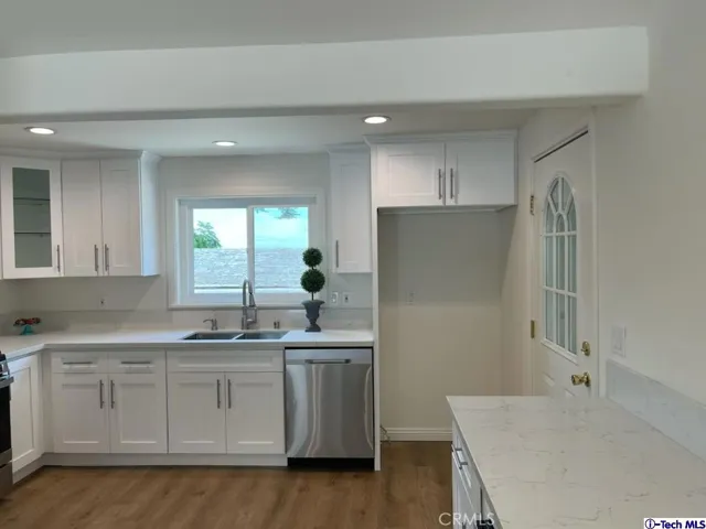 10309 Pinyon Avenue, Tujunga, California 91042