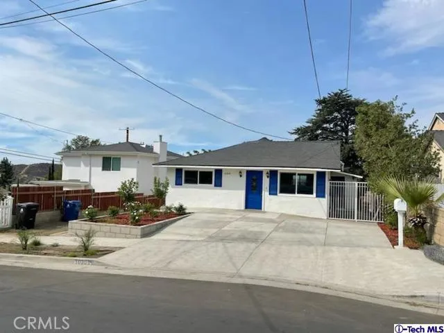 10309 Pinyon Avenue, Tujunga, California 91042