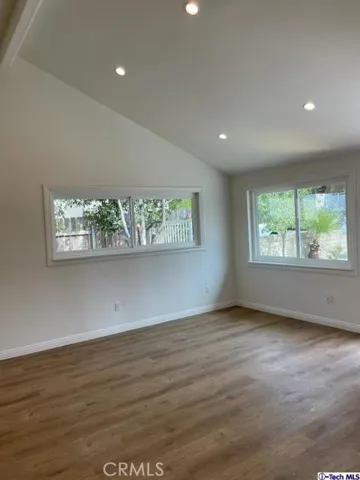 10309 Pinyon Avenue, Tujunga, California 91042