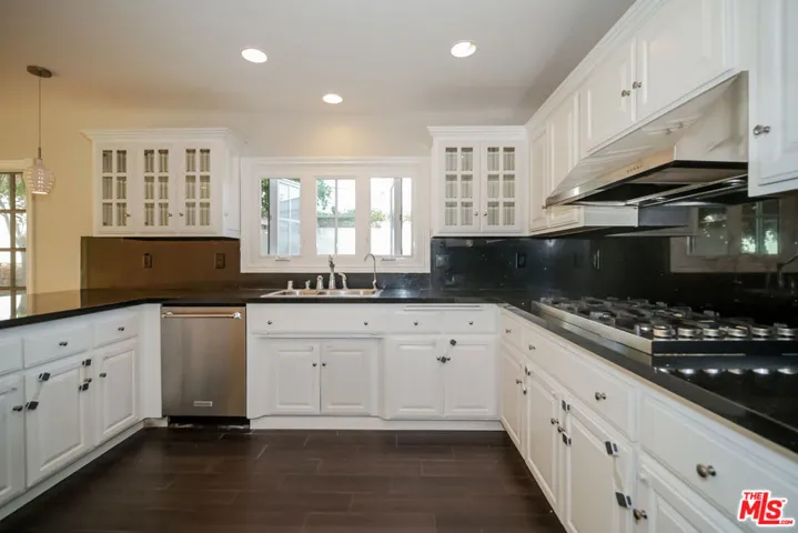 2160 Dorado Drive, Rancho Palos Verdes, California 90275