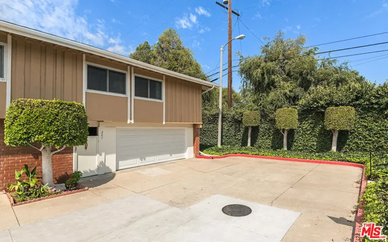 3500 W Manchester Boulevard 261, Inglewood, California 90305