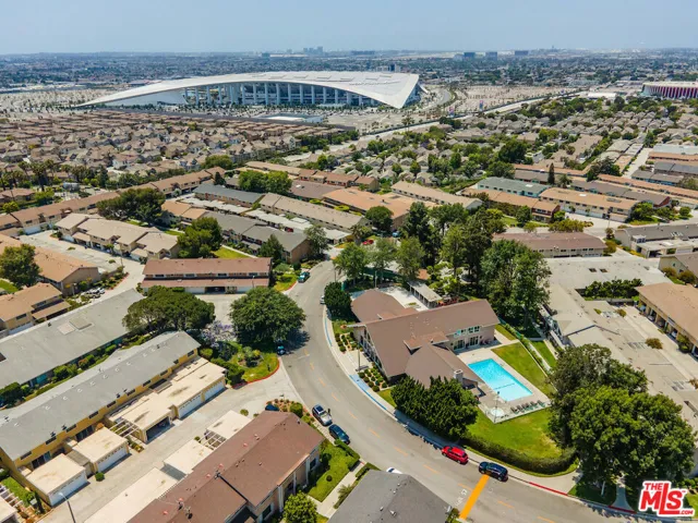 3500 W Manchester Boulevard 261, Inglewood, California 90305