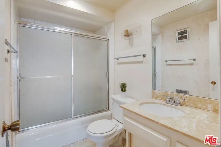 3500 W Manchester Boulevard 261, Inglewood, California 90305