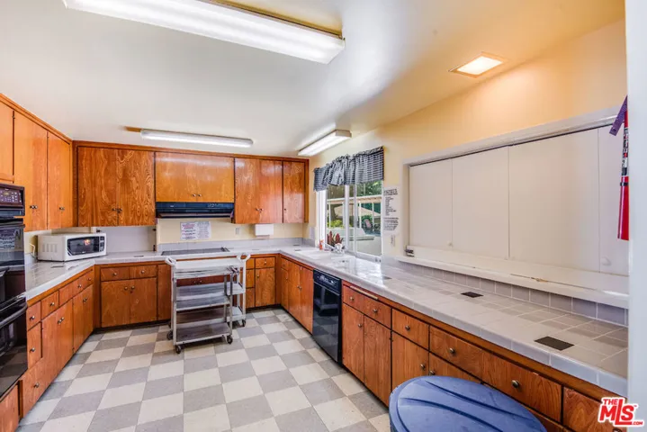 3500 W Manchester Boulevard 261, Inglewood, California 90305
