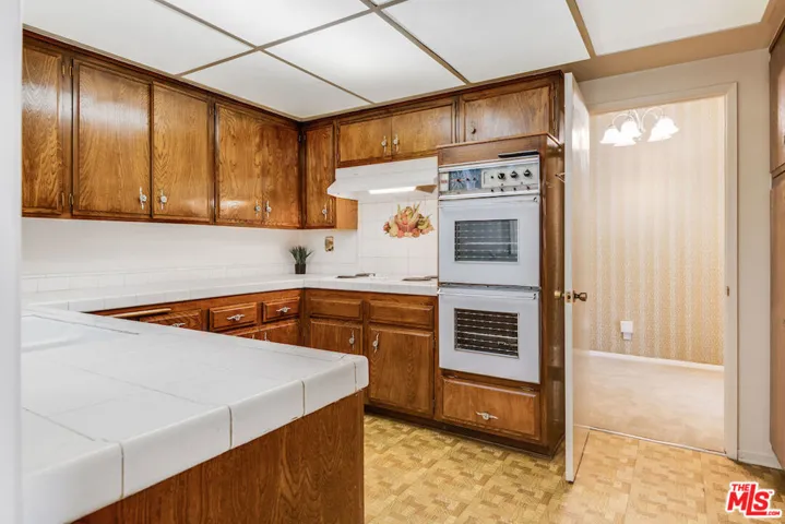 3500 W Manchester Boulevard 261, Inglewood, California 90305