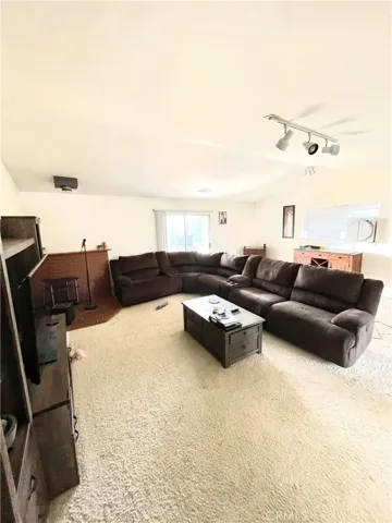 26499 Topsail Lane, Helendale, California 92342