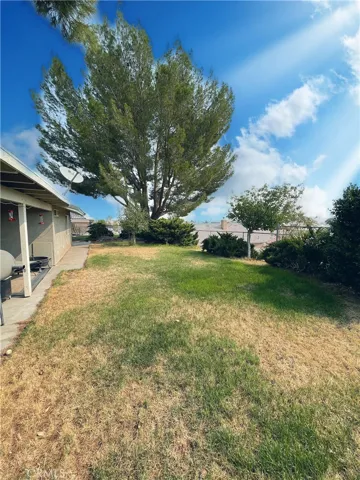 26499 Topsail Lane, Helendale, California 92342