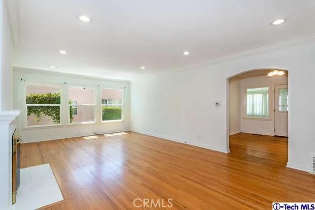 1648 W Kenneth Road, Glendale, California 91201