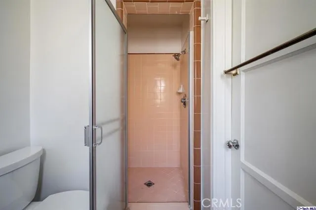 1648 W Kenneth Road, Glendale, California 91201
