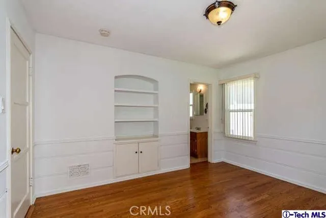 1648 W Kenneth Road, Glendale, California 91201