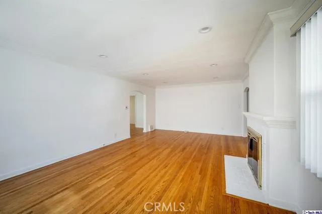 1648 W Kenneth Road, Glendale, California 91201